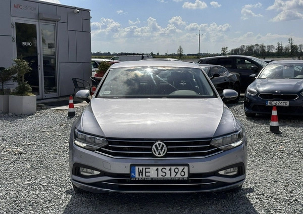 Volkswagen Passat cena 77900 przebieg: 124800, rok produkcji 2020 z Wojkowice małe 232